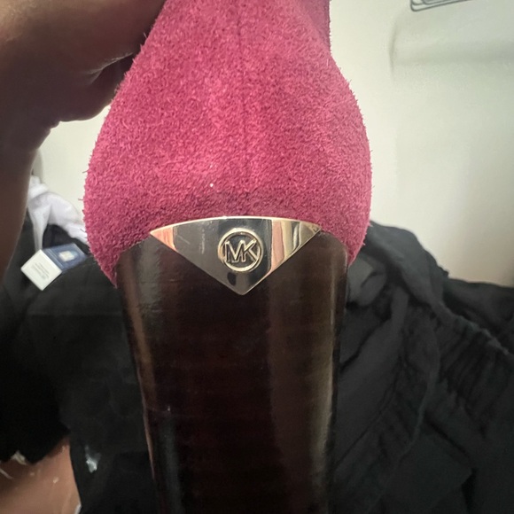 Mk Size 9 Burgundy Booties - Picture 3 of 3